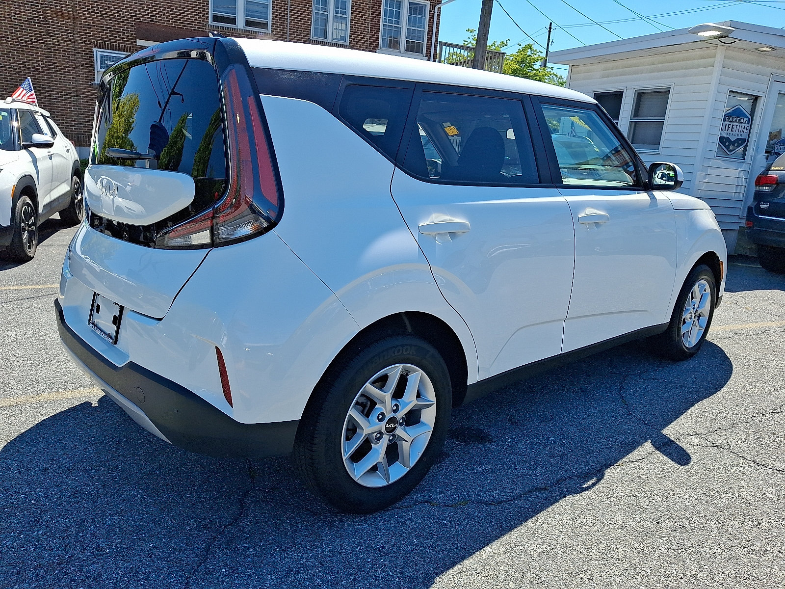 Used 2025 Kia Soul LX w/ LX Technology Package FWD image 5