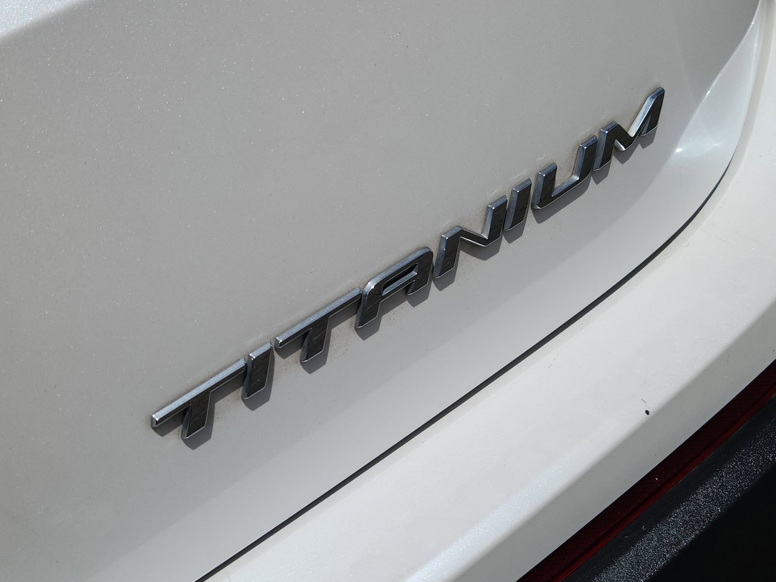 Used 2017 Ford Edge Titanium w/ Equipment Group 302A FWD image 14