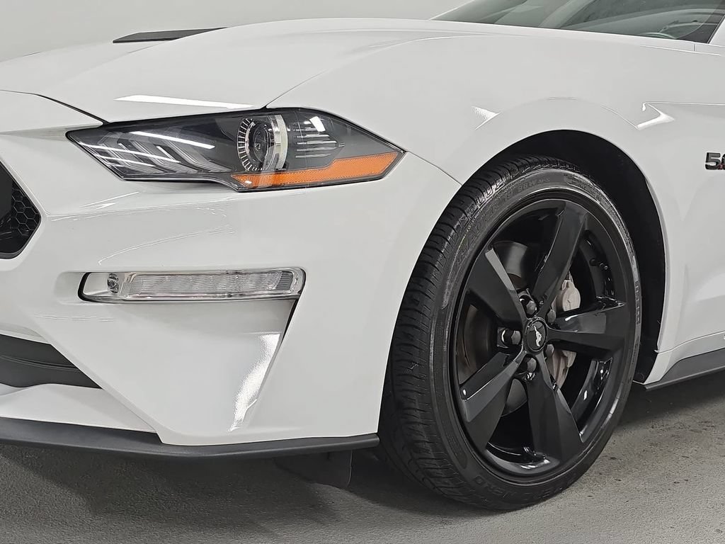 Used 2022 Ford Mustang GT Premium w/ Equipment Group 401A RWD image 11