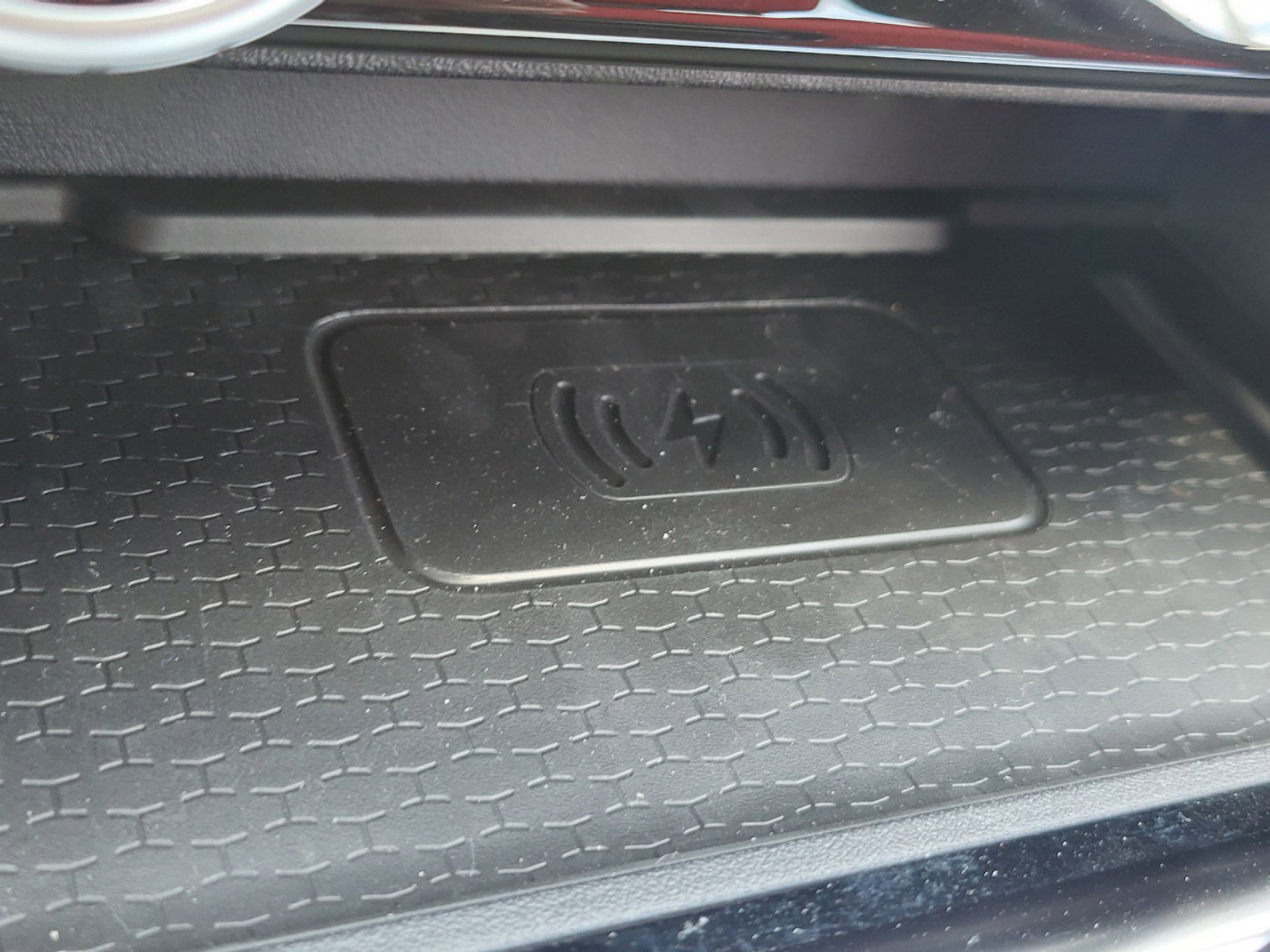 New 2024 Jaguar XF R-Dynamic SE image 24