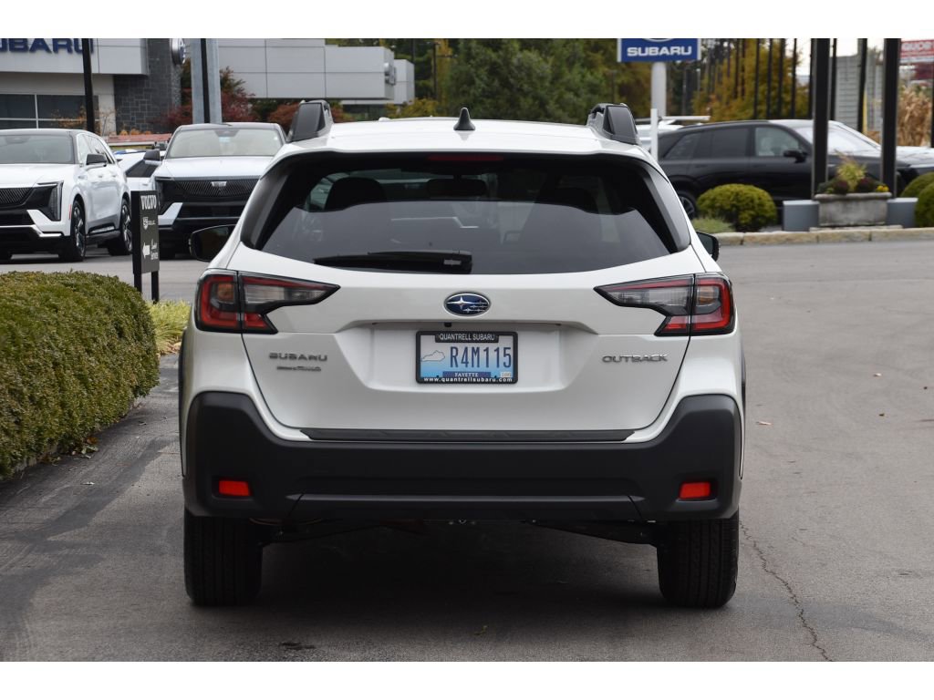 Certified 2025 Subaru Outback Premium image 5