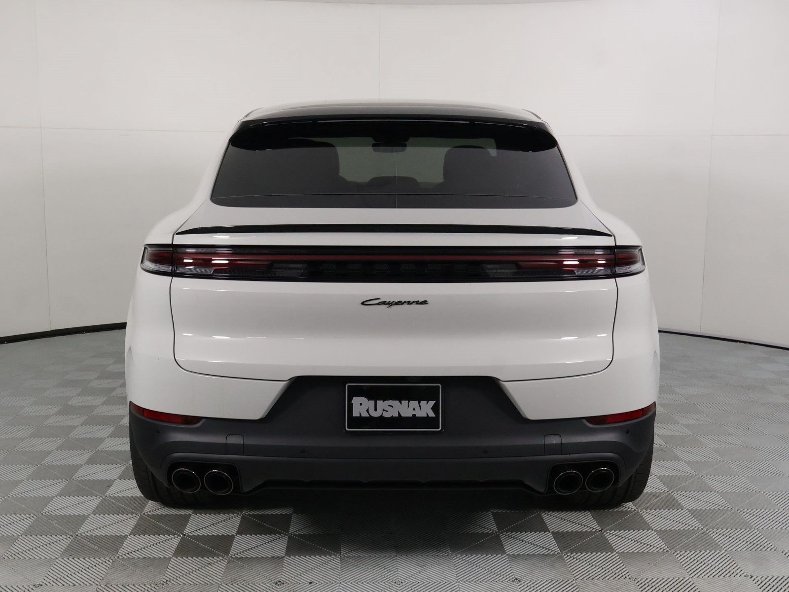 New 2026 Porsche Cayenne Coupe AWD/4WD image 6