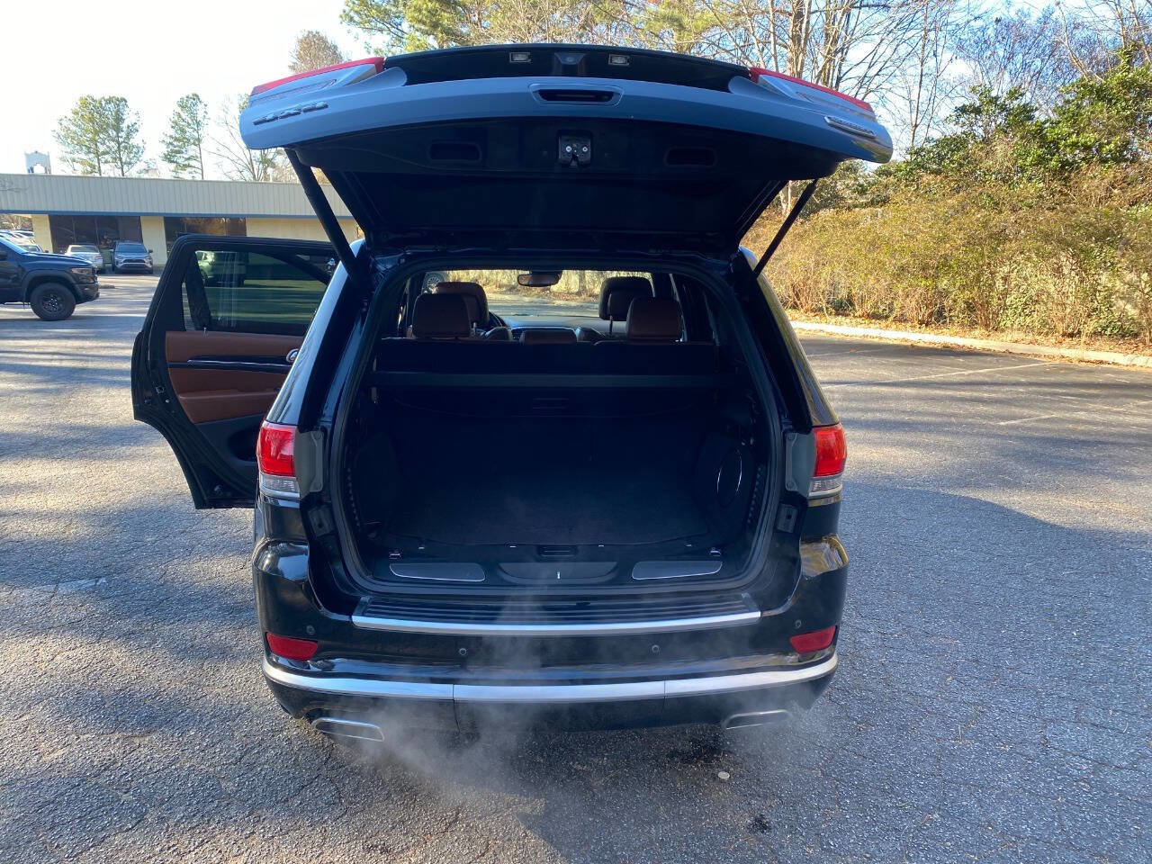 Used 2017 Jeep Grand Cherokee Summit w/ Platinum Series Group image 64