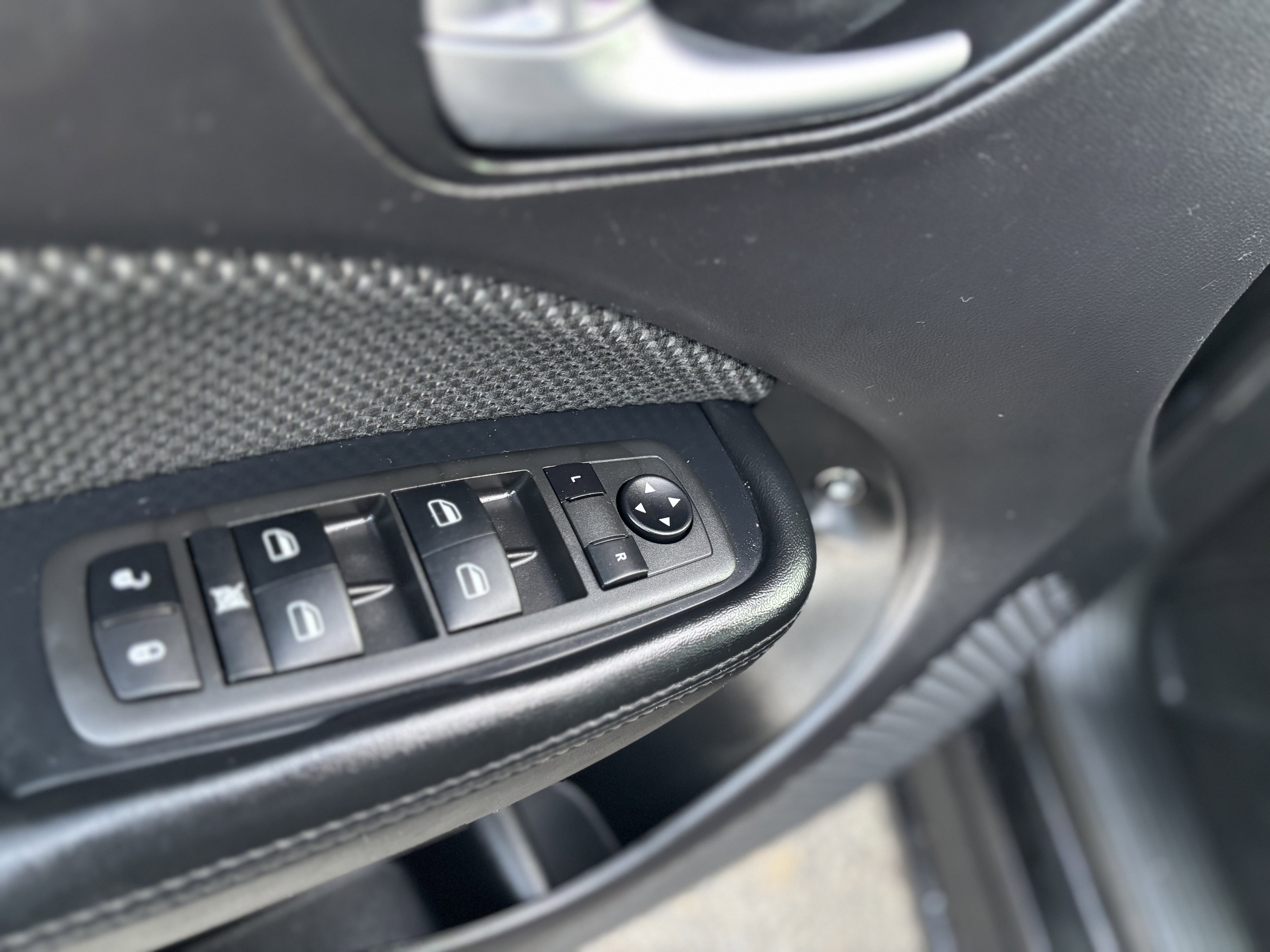 Used 2014 Dodge Dart SXT w/ Sun/Sound Group image 17