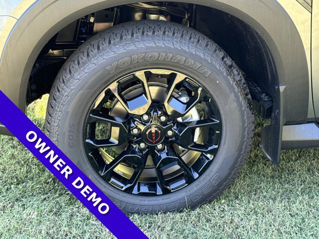 New 2026 Nissan Armada PRO-4X AWD/4WD image 17