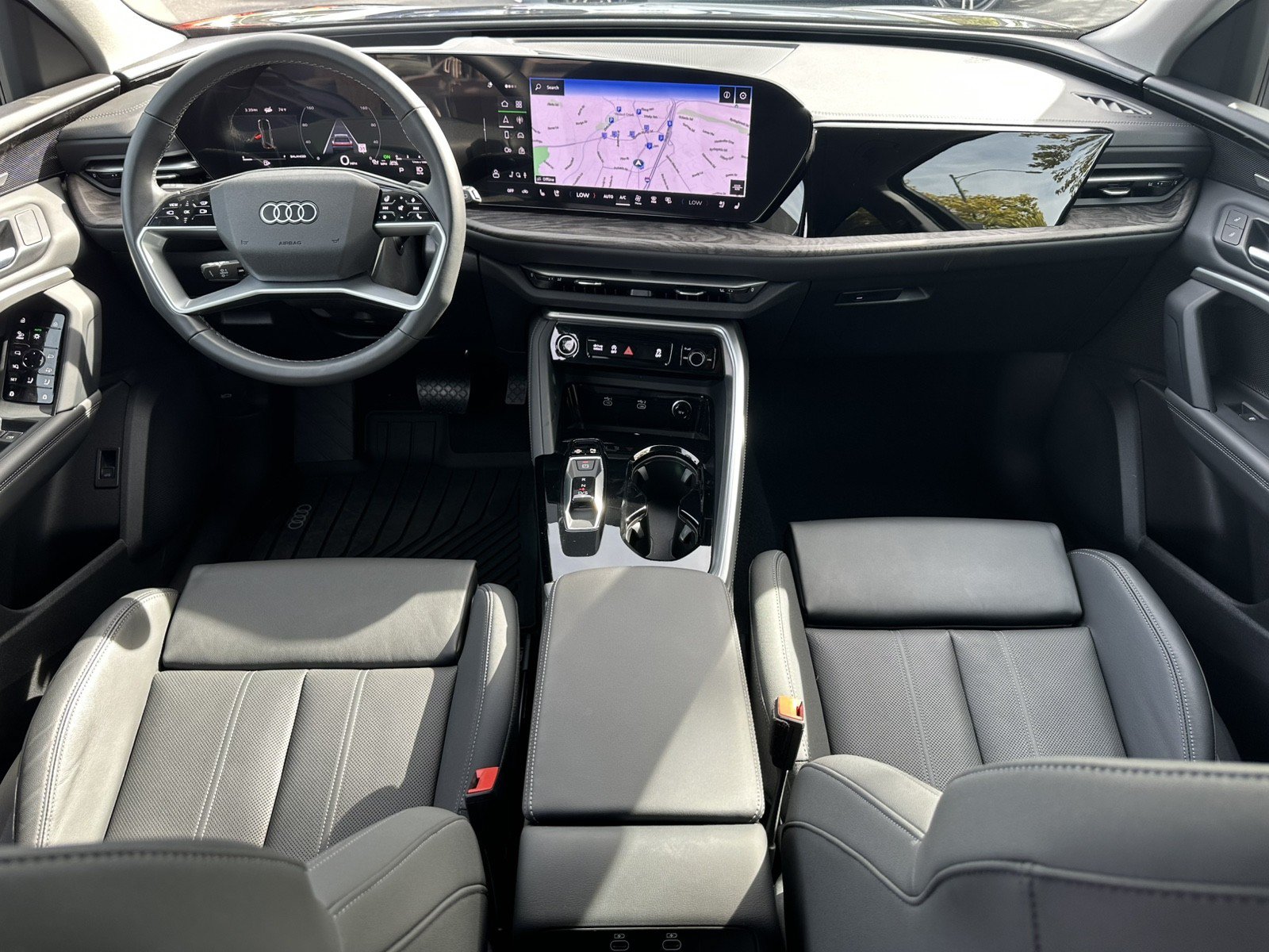 Used 2025 Audi Q5 Premium Plus AWD/4WD image 17