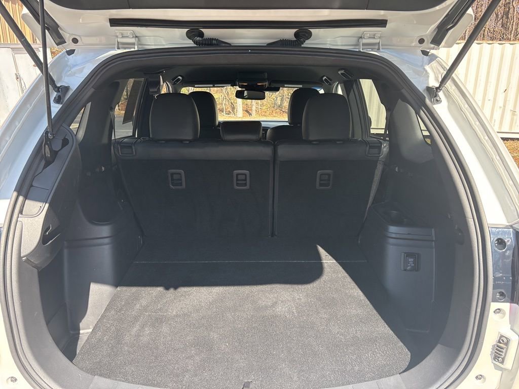 Used 2020 Mitsubishi Outlander SEL AWD/4WD image 34