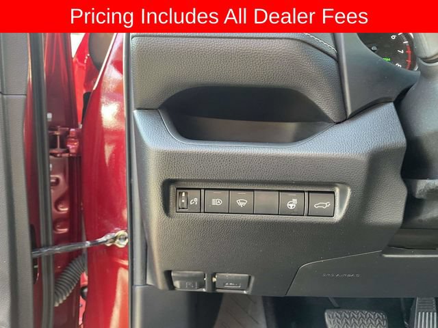 Used 2022 Toyota RAV4 XLE Premium AWD/4WD image 23