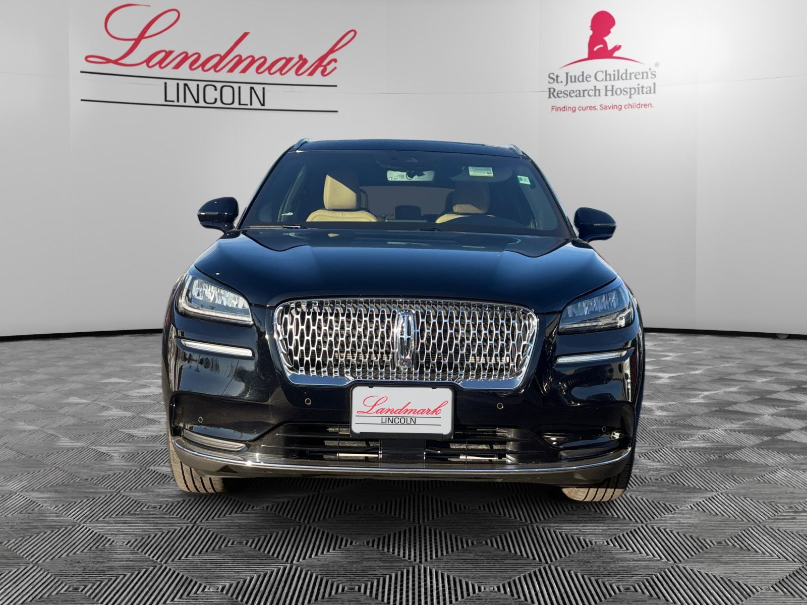 Certified 2022 Lincoln Corsair Reserve w/ Equipment Group 201A image 8