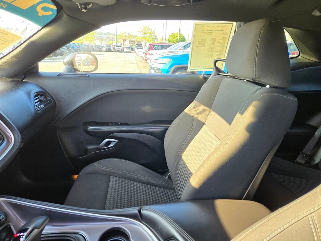 Used 2019 Dodge Challenger SXT AWD/4WD image 25