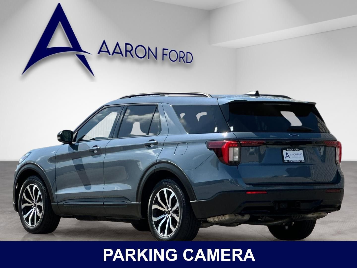 Used 2025 Ford Explorer ST-Line w/ Premium Package RWD image 4