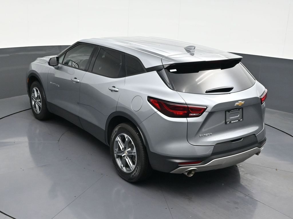 Used 2023 Chevrolet Blazer LT image 17