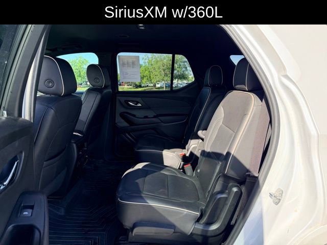 Used 2023 Chevrolet Traverse Premier FWD image 9