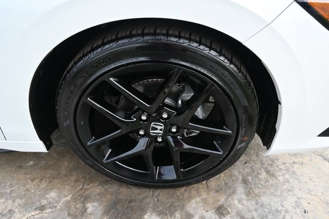 Used 2023 Honda Civic Sport image 11