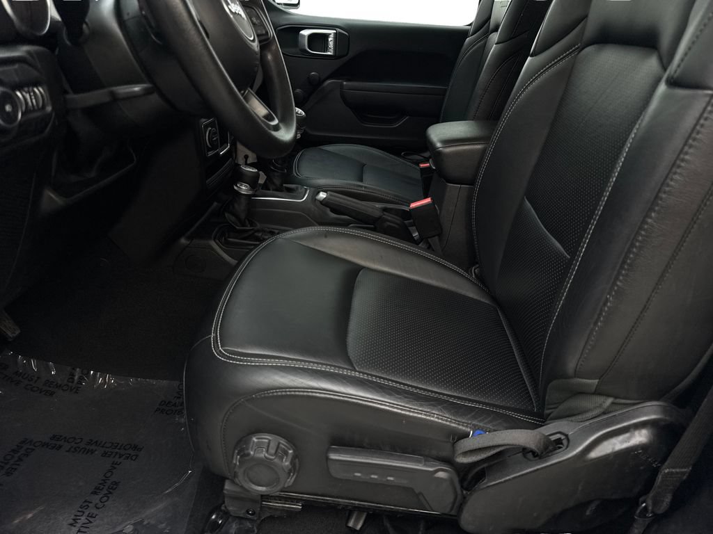Used 2022 Jeep Wrangler Sport AWD/4WD image 25