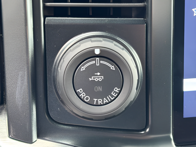 Used 2023 Ford F150 Lariat AWD/4WD image 16
