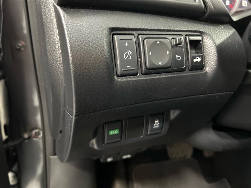 Used 2019 Nissan Sentra S image 13