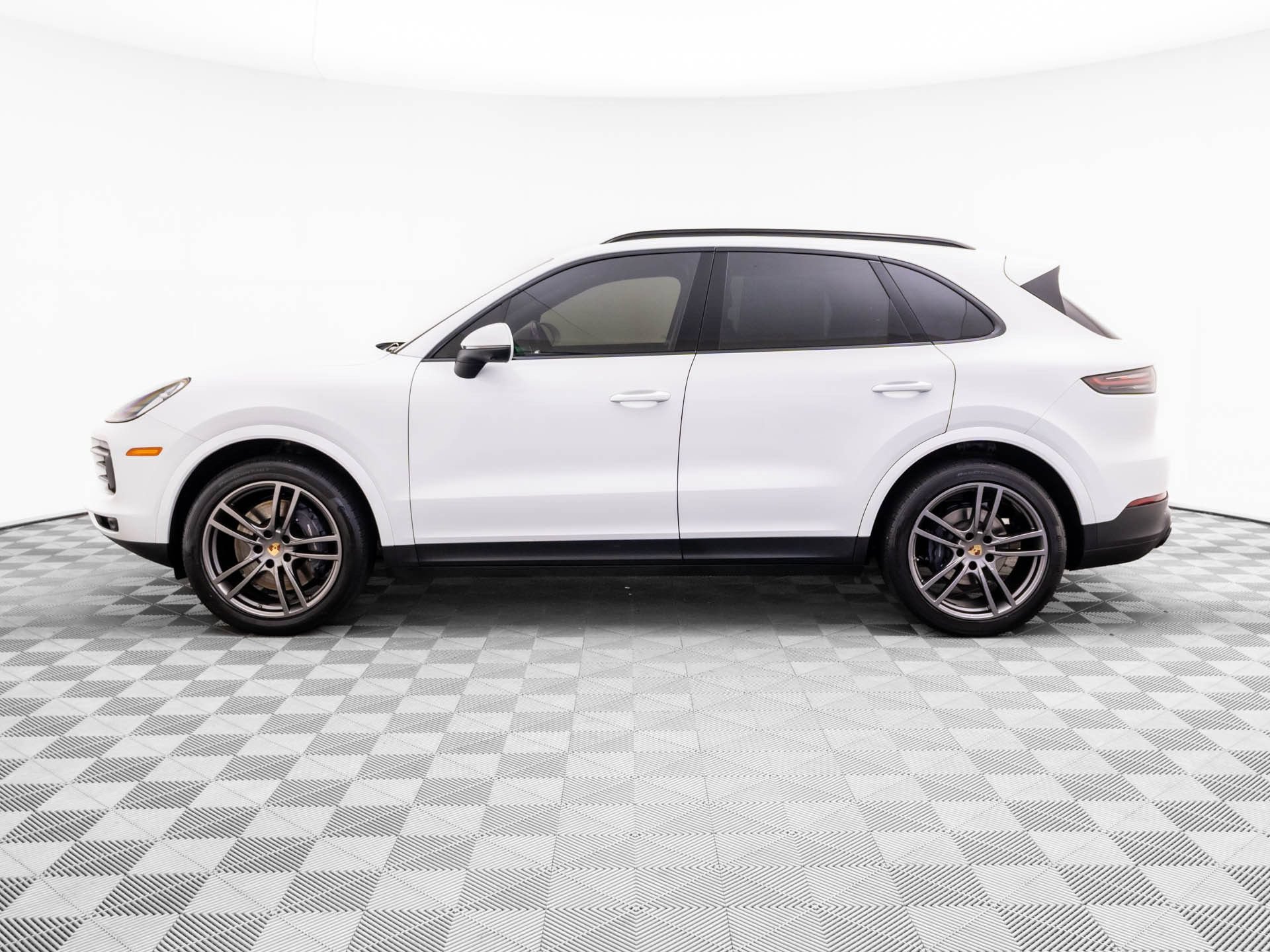 Used 2022 Porsche Cayenne Platinum Edition AWD/4WD video 2