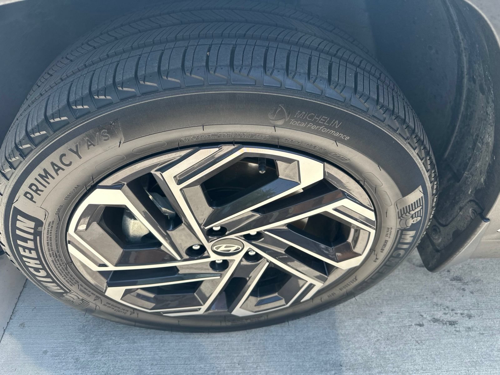 Used 2026 Hyundai Tucson Limited AWD/4WD image 11