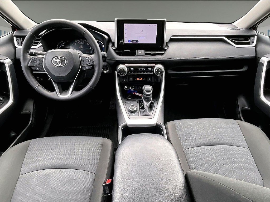 Used 2025 Toyota RAV4 XLE w/ Convenience Package AWD/4WD image 21