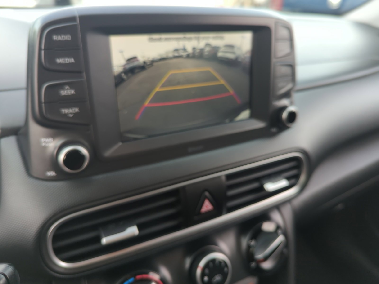 Used 2020 Hyundai Kona SE image 27