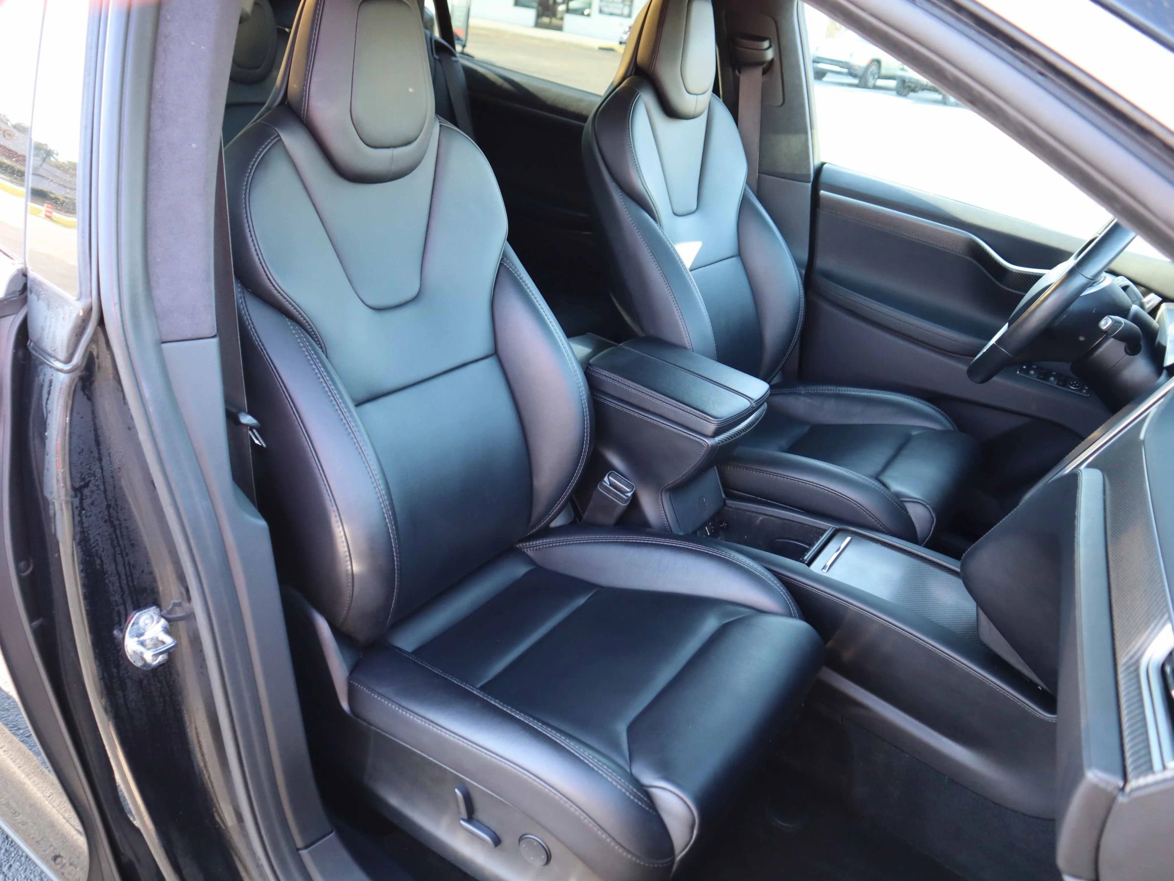 Used 2018 Tesla Model X 100D image 7