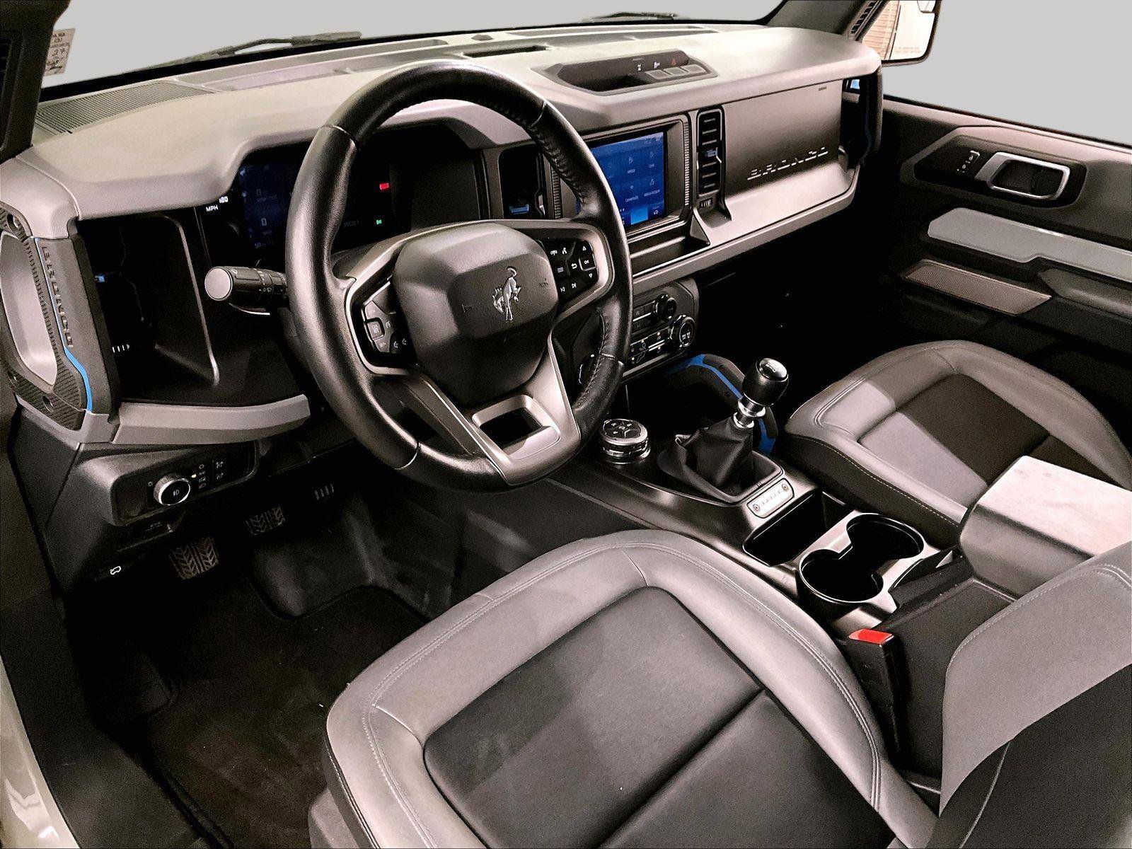 Used 2022 Ford Bronco Black Diamond image 12