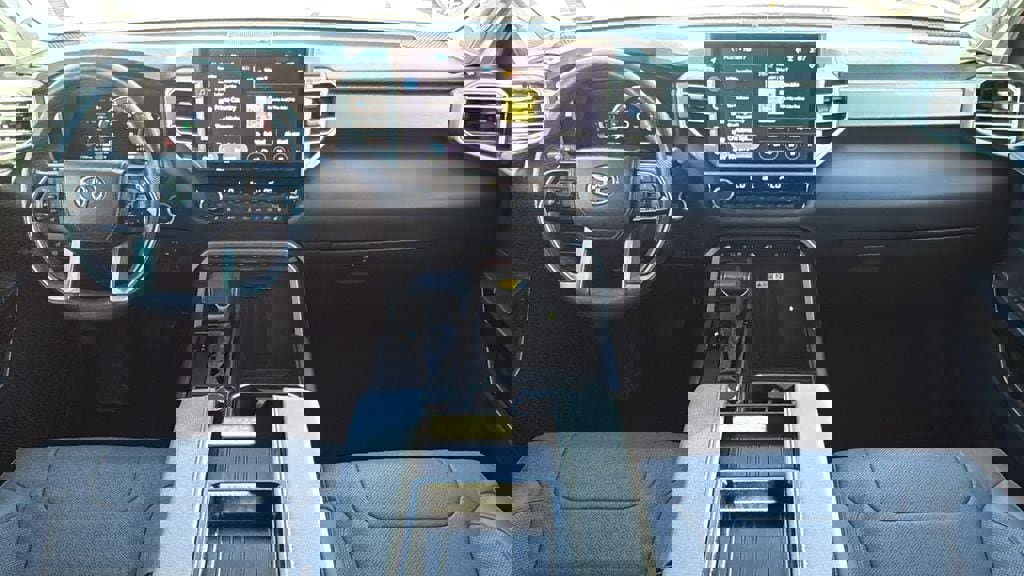 Used 2024 Toyota Tundra Limited image 16