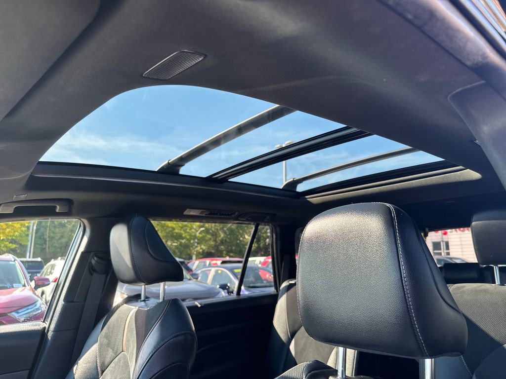 Used 2024 Toyota Grand Highlander AWD Hybrid image 19