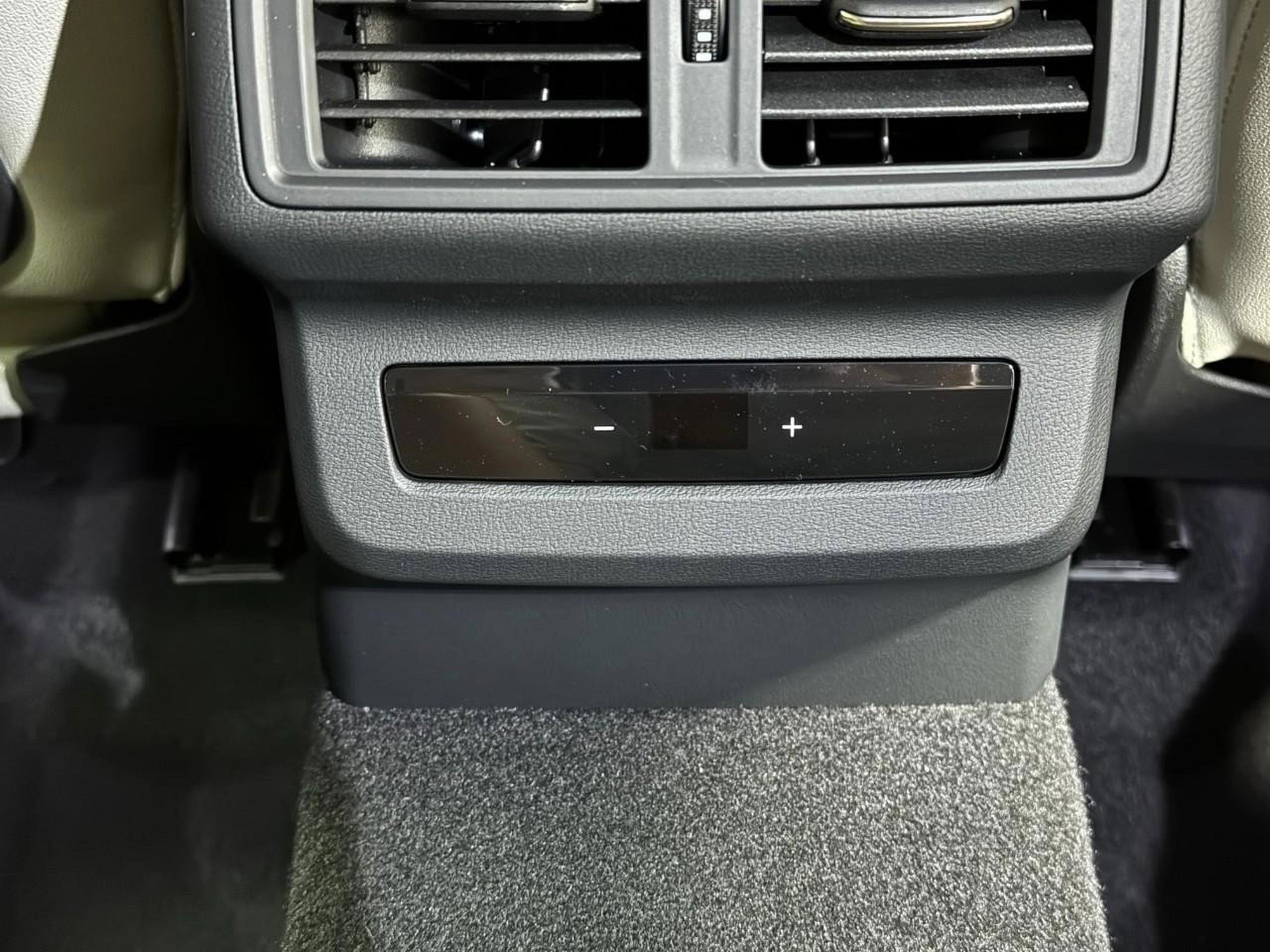 New 2025 Audi Q5 Premium Plus image 11