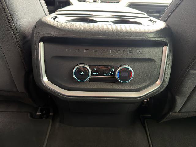 Certified 2025 Ford Expedition Active AWD/4WD image 37