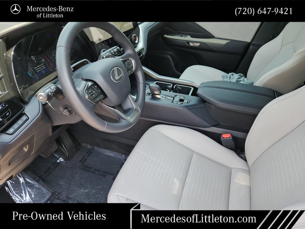 Used 2025 Lexus TX 350 AWD image 12