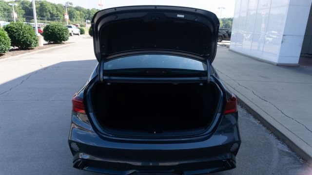 Used 2023 Kia Forte GT-Line w/ GT-Line Premium Package FWD image 15