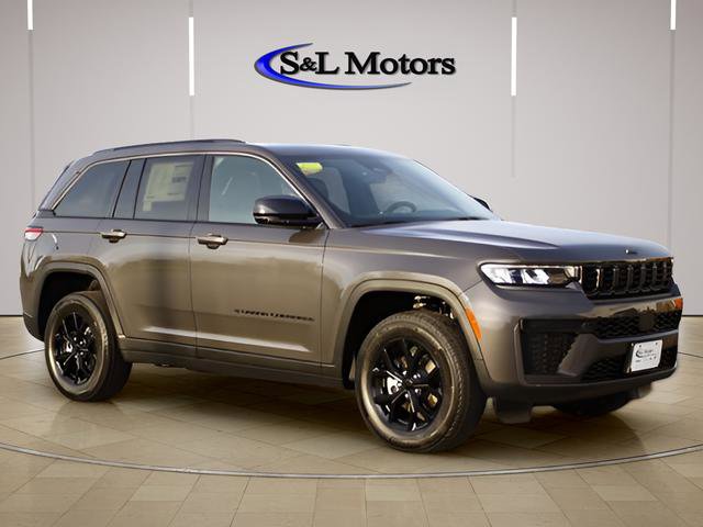 New 2026 Jeep Grand Cherokee Altitude AWD/4WD image 12