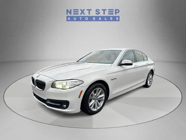 Used 2015 BMW 528i xDrive Sedan AWD/4WD image 3