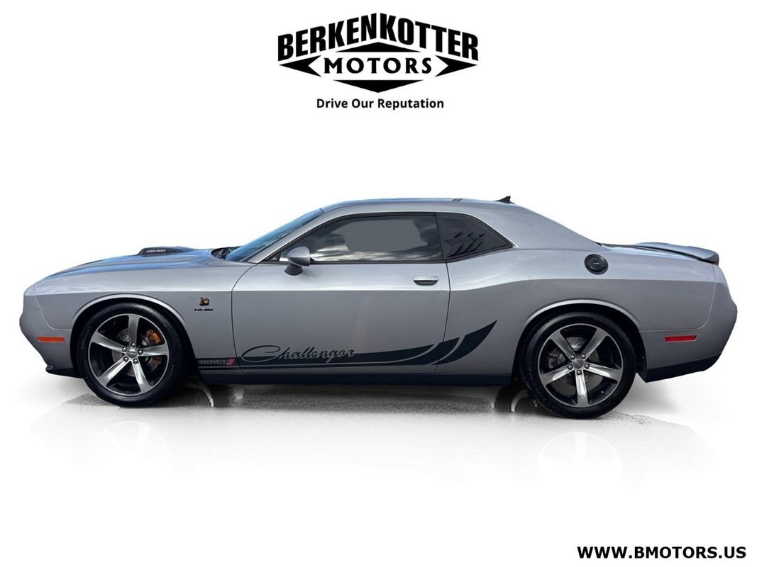 Used 2015 Dodge Challenger R/T Plus RWD image 6