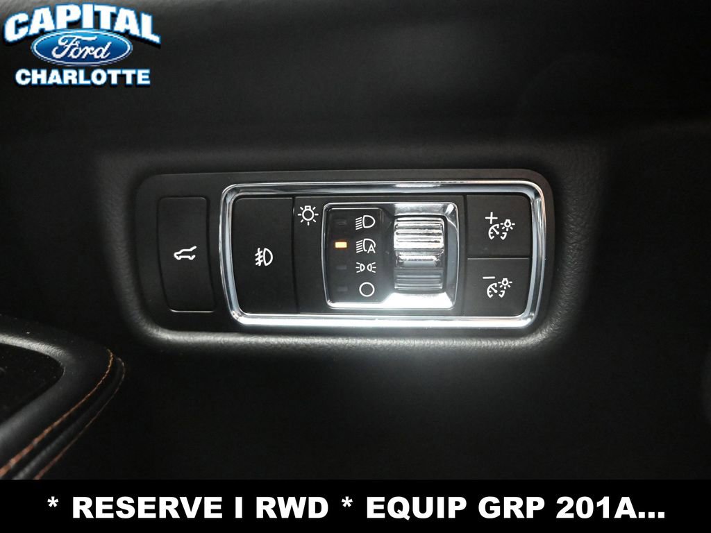 Used 2023 Lincoln Aviator Reserve w/ Equipment Group 201A image 21