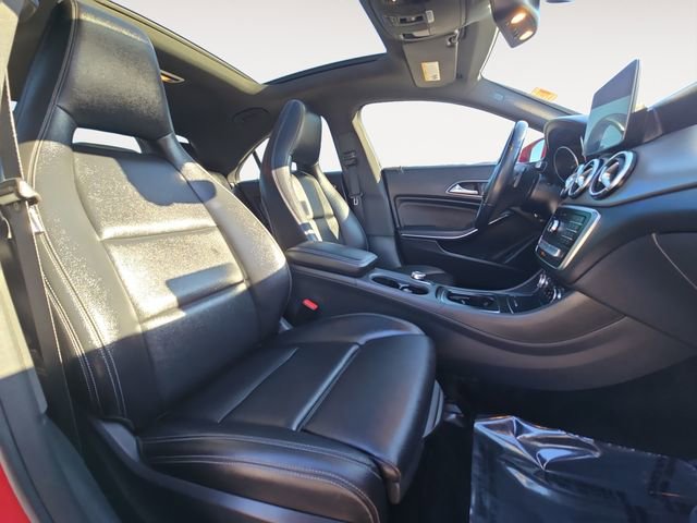 Used 2019 Mercedes-Benz CLA 250 4MATIC image 15