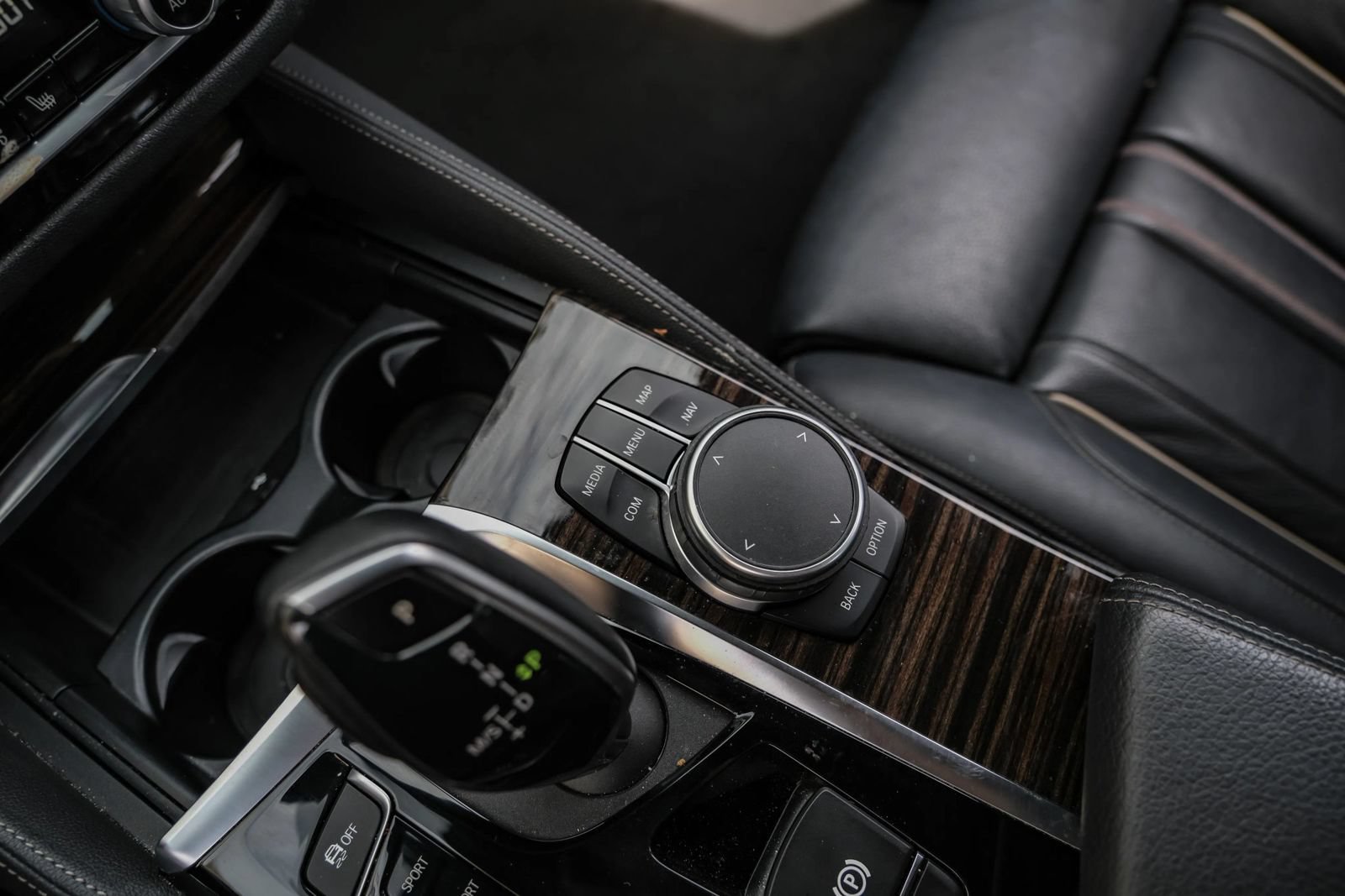 Used 2019 BMW 540i xDrive AWD/4WD image 23