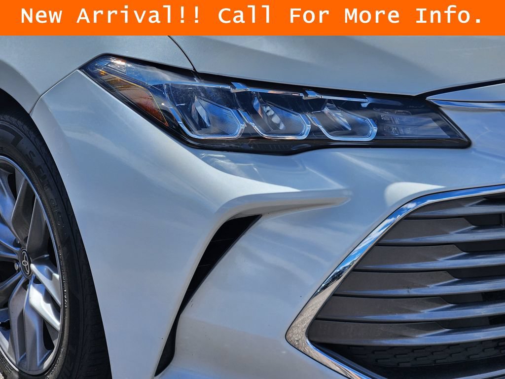 Used 2022 Toyota Avalon XLE FWD image 8
