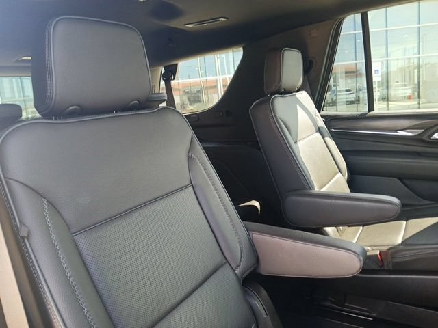 Used 2021 GMC Yukon Denali w/ Denali Ultimate Package AWD/4WD image 14