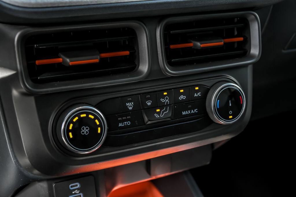 Certified 2023 Ford Maverick XLT w/ Equipment Group 300A Standard AWD/4WD image 24