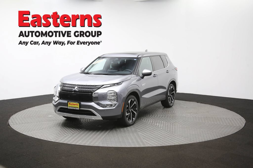 Used 2023 Mitsubishi Outlander SE AWD/4WD image 55