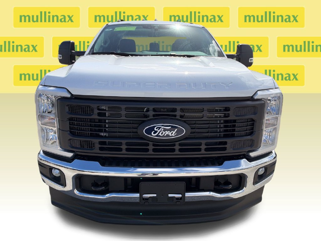 New 2027 Ford F250 XL w/ XL Chrome Package AWD/4WD image 11
