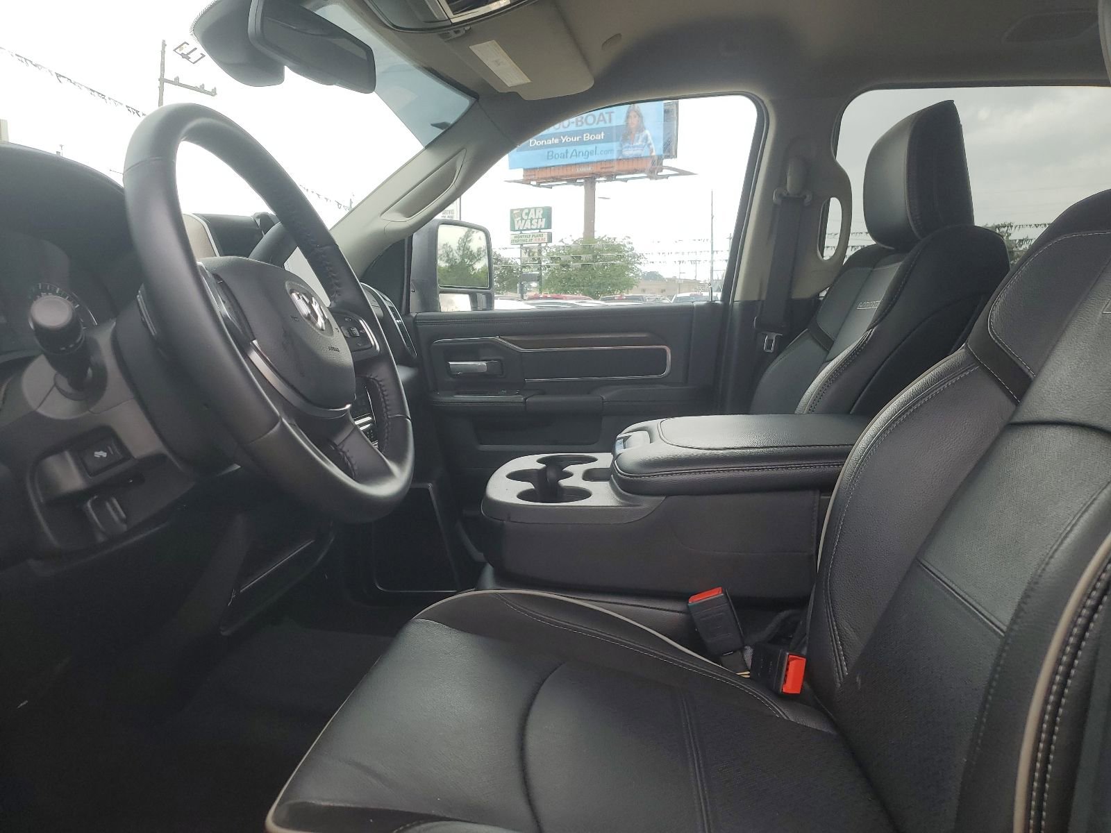 Used 2024 RAM 2500 Laramie AWD/4WD image 8