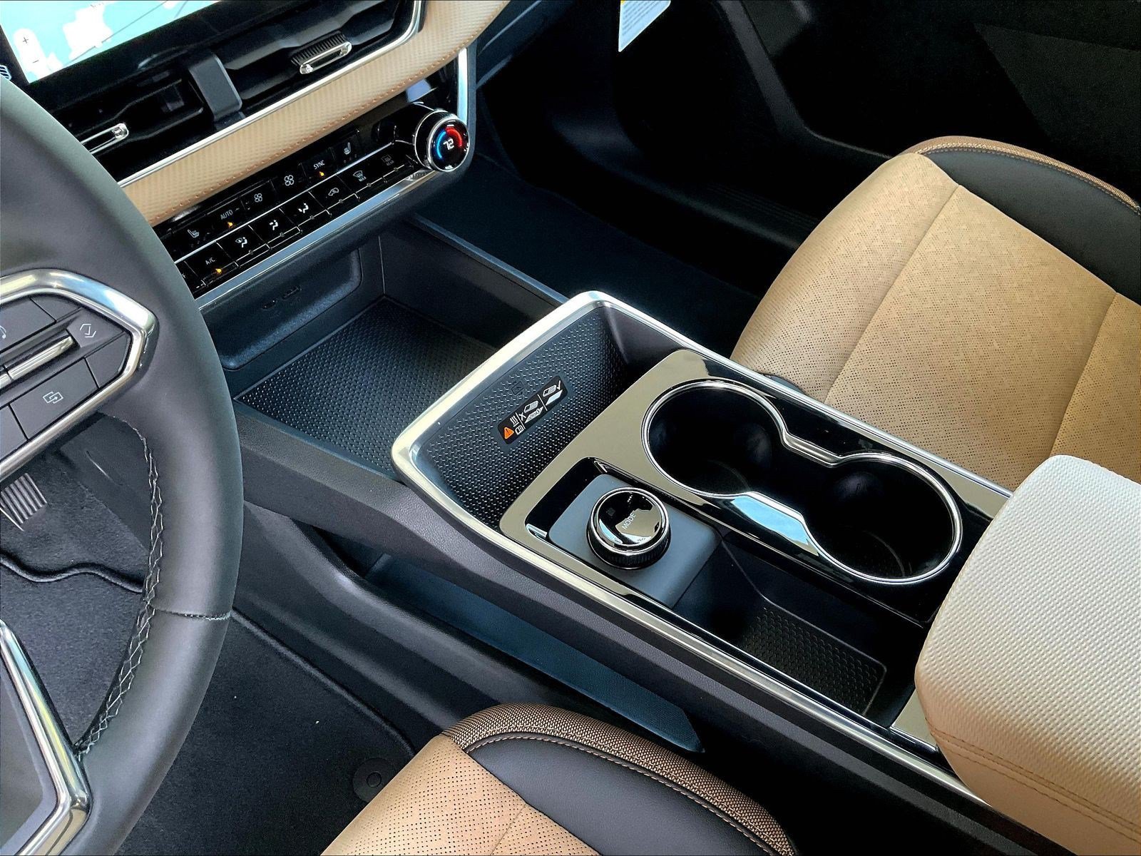 New 2027 Chevrolet Equinox ACTIV AWD/4WD image 12