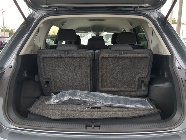 Certified 2024 Volkswagen Tiguan S image 9