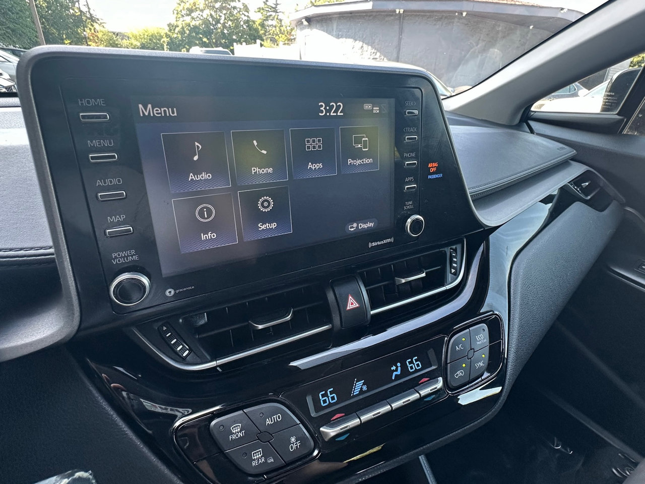 Used 2021 Toyota C-HR LE image 31