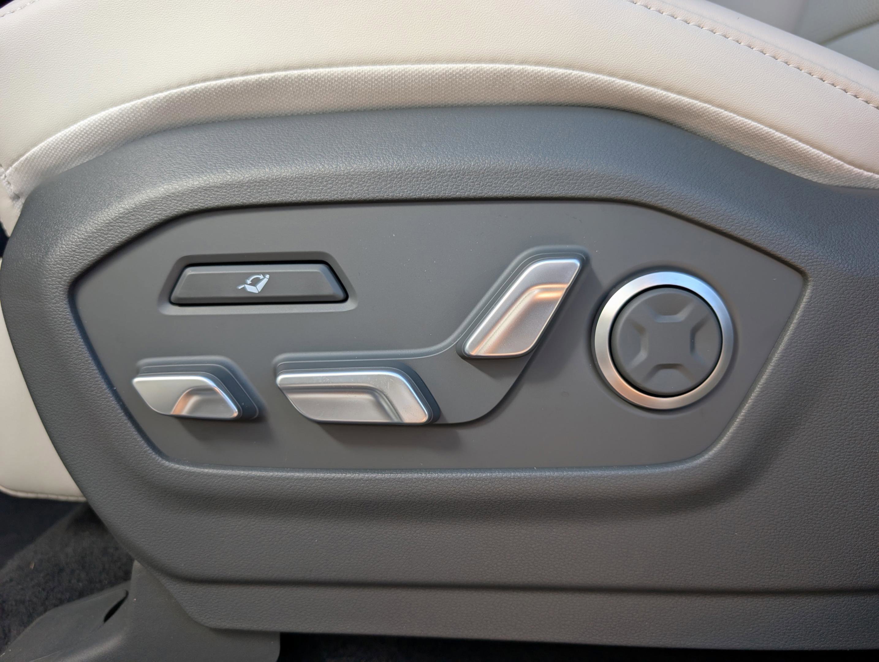 New 2026 Hyundai Santa Fe Calligraphy image 15