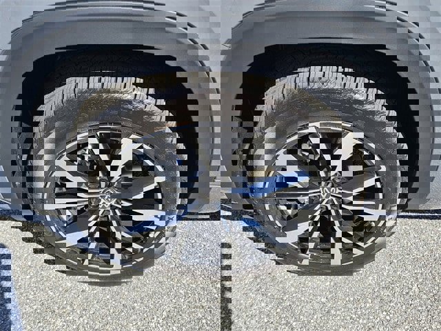 New 2026 Volkswagen Atlas Cross Sport SEL Premium R-Line image 19